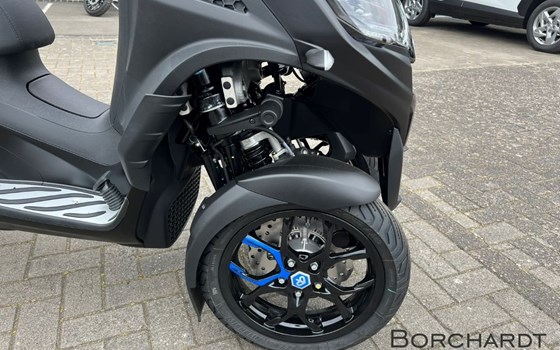 Neufahrzeug Piaggio MP3 310 Sport - Bild 10