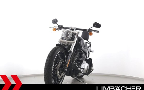 Gebrauchtmotorrad Harley-Davidson Softail Breakout FXSB - Bild 3