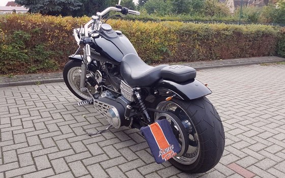 Gebrauchtmotorrad Harley-Davidson Dyna Street Bob FXDB - Bild 3