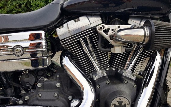 Gebrauchtmotorrad Harley-Davidson Dyna Street Bob FXDB - Bild 9