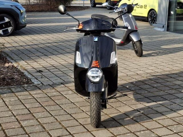 Offer Vespa GTV 300 Bild 4: Offer Vespa GTV 300