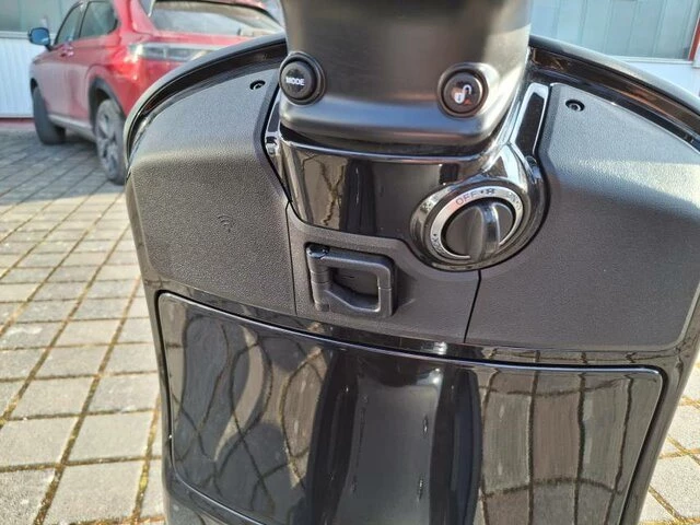 Offer Vespa GTV 300 Bild 8: Offer Vespa GTV 300