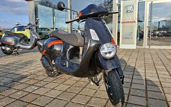 Neufahrzeug Vespa GTV 300 - Bild 9