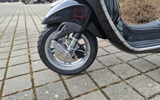 Neufahrzeug Vespa Primavera 125 - Bild 7