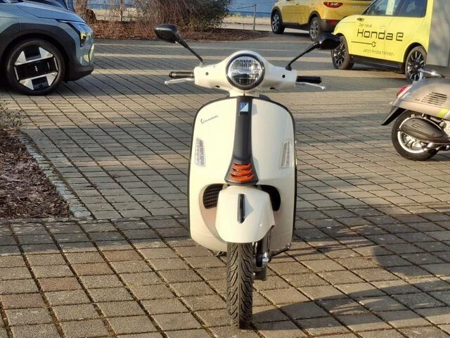 Offer Vespa GTS 310 SuperSport Bild 4: Offer Vespa GTS 310 SuperSport