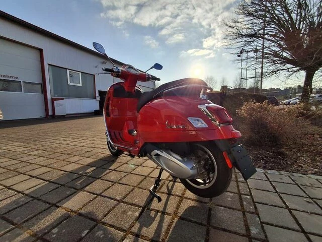 Offer Vespa GTS 310 Super Bild 6: Offer Vespa GTS 310 Super