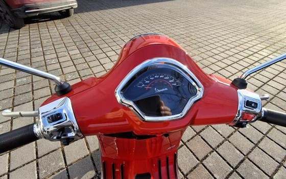 Neufahrzeug Vespa GTS 310 Super - Bild 7