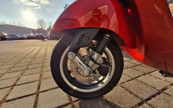 Neufahrzeug Vespa GTS 310 Super - Bild 8