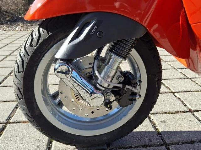 Offer Vespa Primavera 125 Bild 8: Offer Vespa Primavera 125