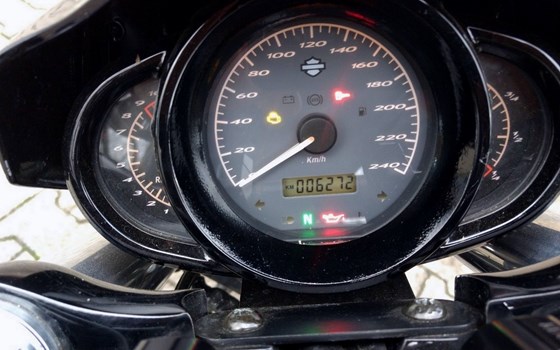 Gebrauchtmotorrad Harley-Davidson Night Rod Special VRSCDX - Bild 4