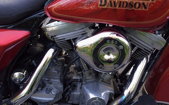 Gebrauchtmotorrad Harley-Davidson Electra Glide Classic FLHTC - Bild 10