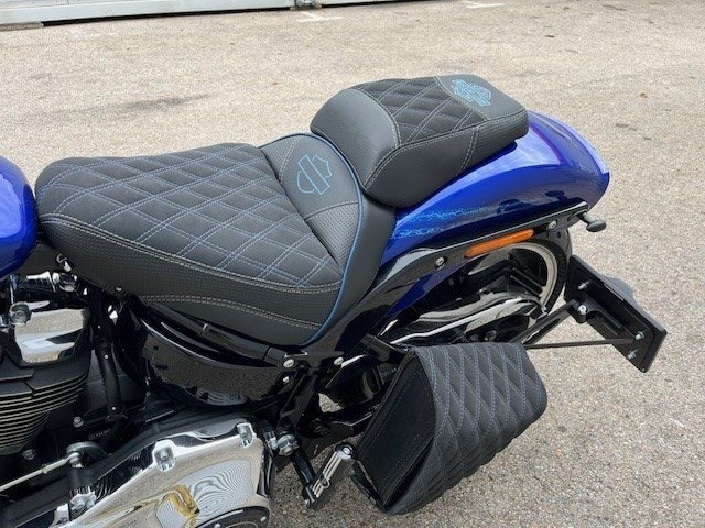 Harley-Davidson Softail Breakout 114 FXBRS (Blue Max Pearl (Metallic)) - Bild 11