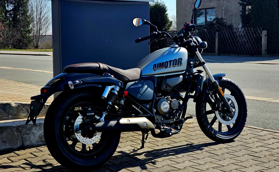 Angebot QJ Motor SRV 125 Bild 10: Angebot QJ Motor SRV 125