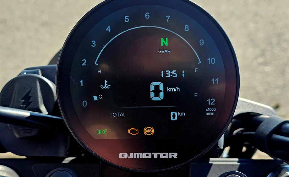 Angebot QJ Motor SRV 125 Bild 11: Angebot QJ Motor SRV 125