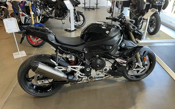 Gebrauchtmotorrad BMW S 1000 R - Bild 1