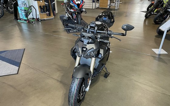 Gebrauchtmotorrad BMW S 1000 R - Bild 6