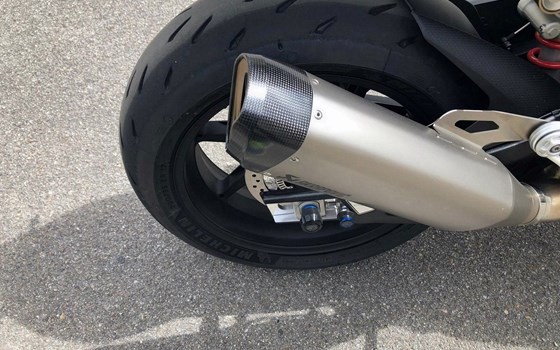 Gebrauchtmotorrad BMW S 1000 RR - Bild 11