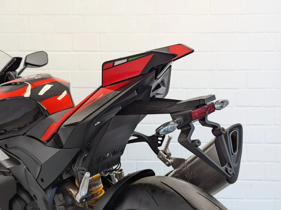 Angebot Aprilia RSV4 1100 Factory Bild 10: Angebot Aprilia RSV4 1100 Factory