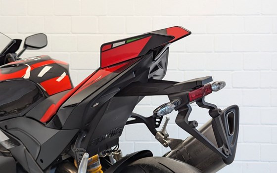 Neufahrzeug Aprilia RSV4 1100 Factory - Bild 10