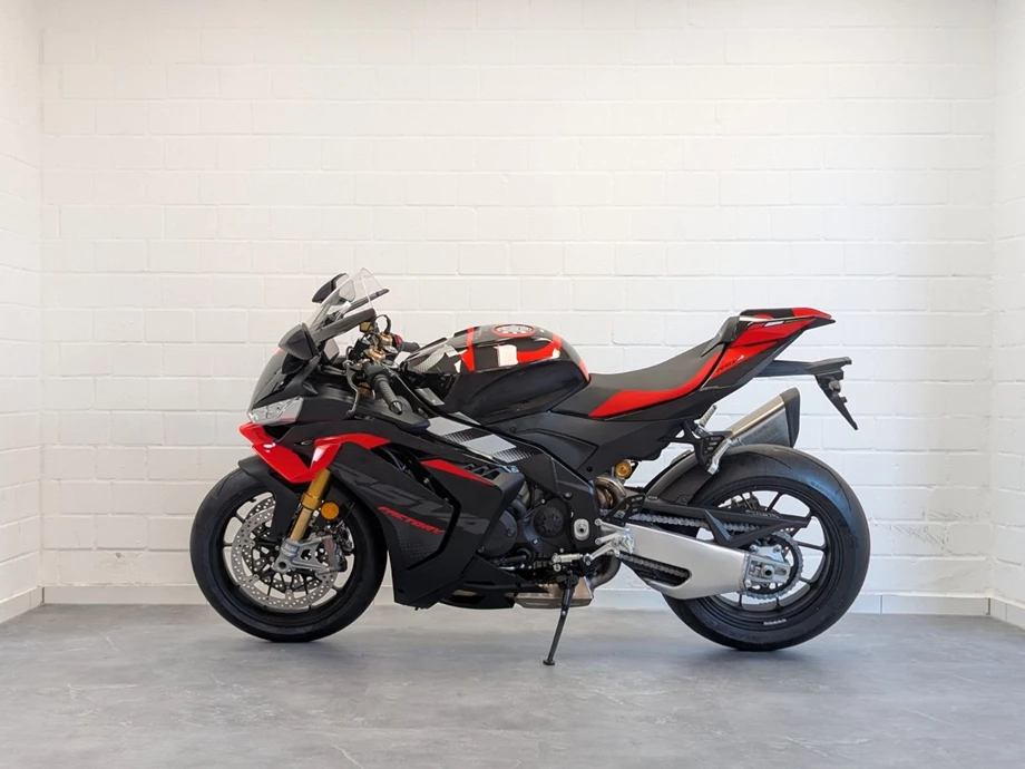 Angebot Aprilia RSV4 1100 Factory Bild 3: Angebot Aprilia RSV4 1100 Factory