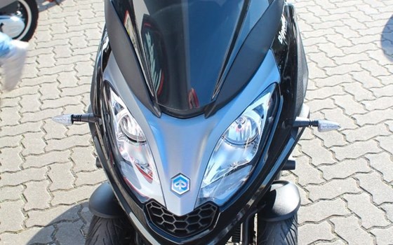Gebrauchtmotorrad Piaggio MP3 300 - Bild 3