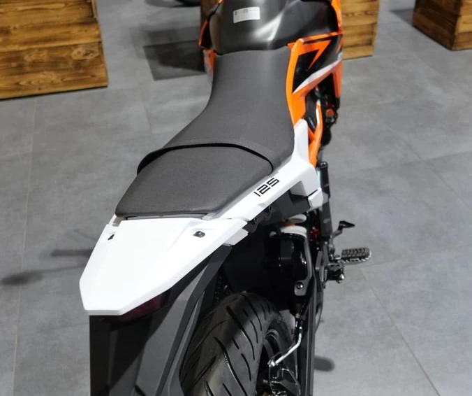 Angebot KTM 125 SMC R Bild 8: Angebot KTM 125 SMC R