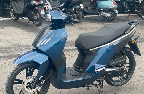Neumotorrad Peugeot Tweet 50 Active