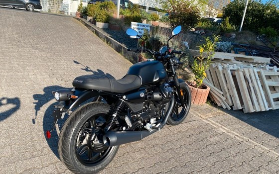 Neufahrzeug Moto Guzzi V7 Stone - Bild 6