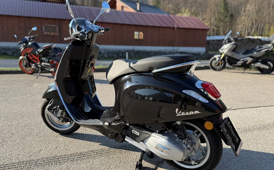 Angebot Vespa Primavera 125 Bild 2: Angebot Vespa Primavera 125