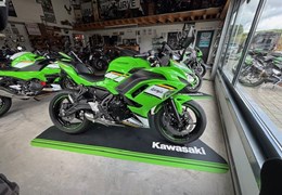 Neumotorrad Kawasaki Ninja 650