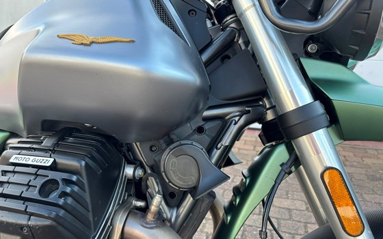 Gebrauchtmotorrad Moto Guzzi V85 TT - Bild 2