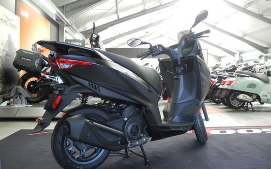 Neufahrzeug Aprilia SXR 50 - Bild 8