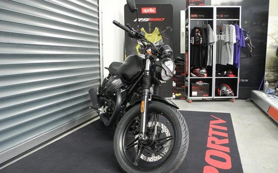 Neufahrzeug Moto Guzzi V7 Stone - Bild 4