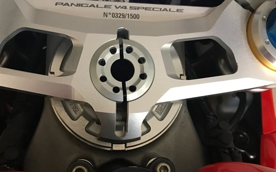 Gebrauchtmotorrad Ducati Panigale V4 Speciale - Bild 13 Gebrauchtmotorrad Ducati Panigale V4 Speciale - Bild 13