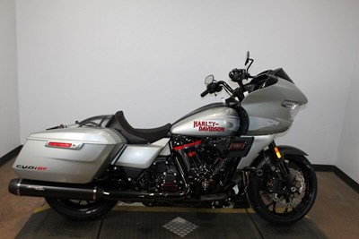 CVO Road Glide ST FLTRXSTSE