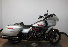 Neumotorrad Harley-Davidson CVO Road Glide ST FLTRXSTSE