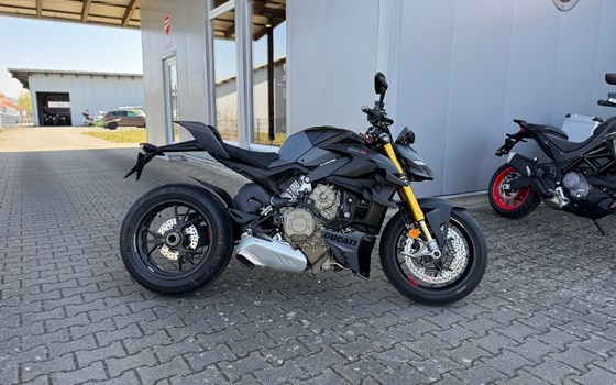 Gebrauchtmotorrad Ducati Streetfighter V4 S - Bild 3