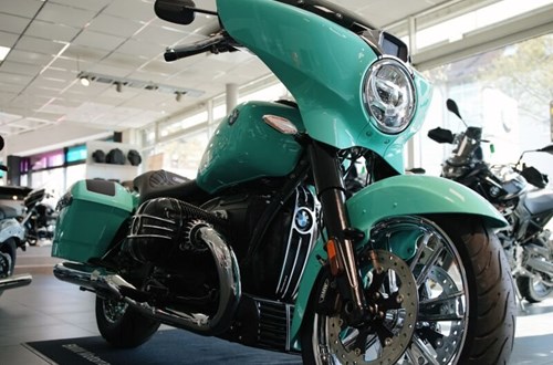 BMW R 18