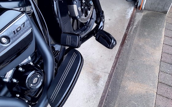 Gebrauchtmotorrad Harley-Davidson Touring Street Glide Special FLHXS - Bild 9