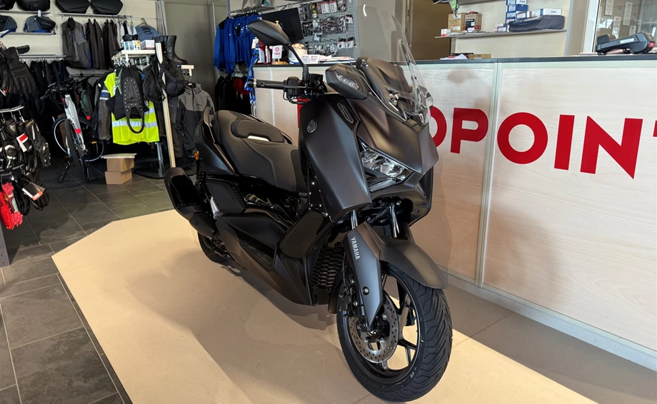 Angebot Yamaha XMAX 300 Tech MAX+ Bild 2: Angebot Yamaha XMAX 300 Tech MAX+