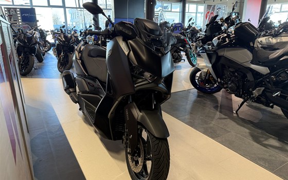 Neufahrzeug Yamaha XMAX 300 Tech MAX+ - Bild 8