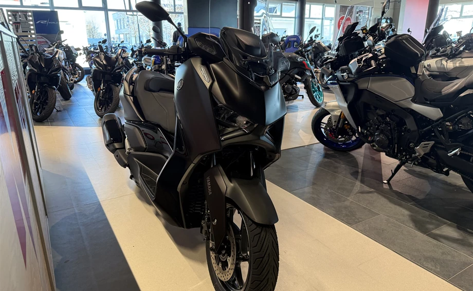 Angebot Yamaha XMAX 300 Tech MAX+ Bild 8: Angebot Yamaha XMAX 300 Tech MAX+