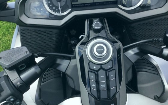 Gebrauchtmotorrad Honda GL 1800 Goldwing - Bild 14