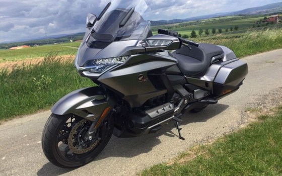 Gebrauchtmotorrad Honda GL 1800 Goldwing - Bild 2