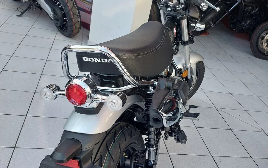 Offer Honda Dax Bild 4: Offer Honda Dax