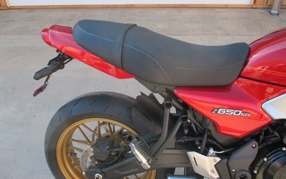 Neufahrzeug Kawasaki Z650 RS - Bild 12