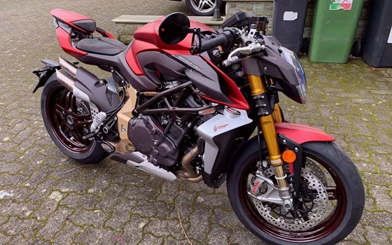 Gebrauchtmotorrad MV Agusta Brutale Oro - Bild 3