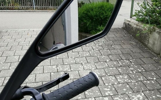 Gebrauchtmotorrad Triumph Street Triple RX - Bild 8