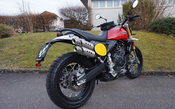 Motorrad Occasion Fantic Caballero 700 - Bild 4