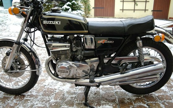 Gebrauchtmotorrad Suzuki GT 550 - Bild 3